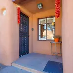 Casita Gomez- Courtyard - Quiet - Railyard - 1Br
