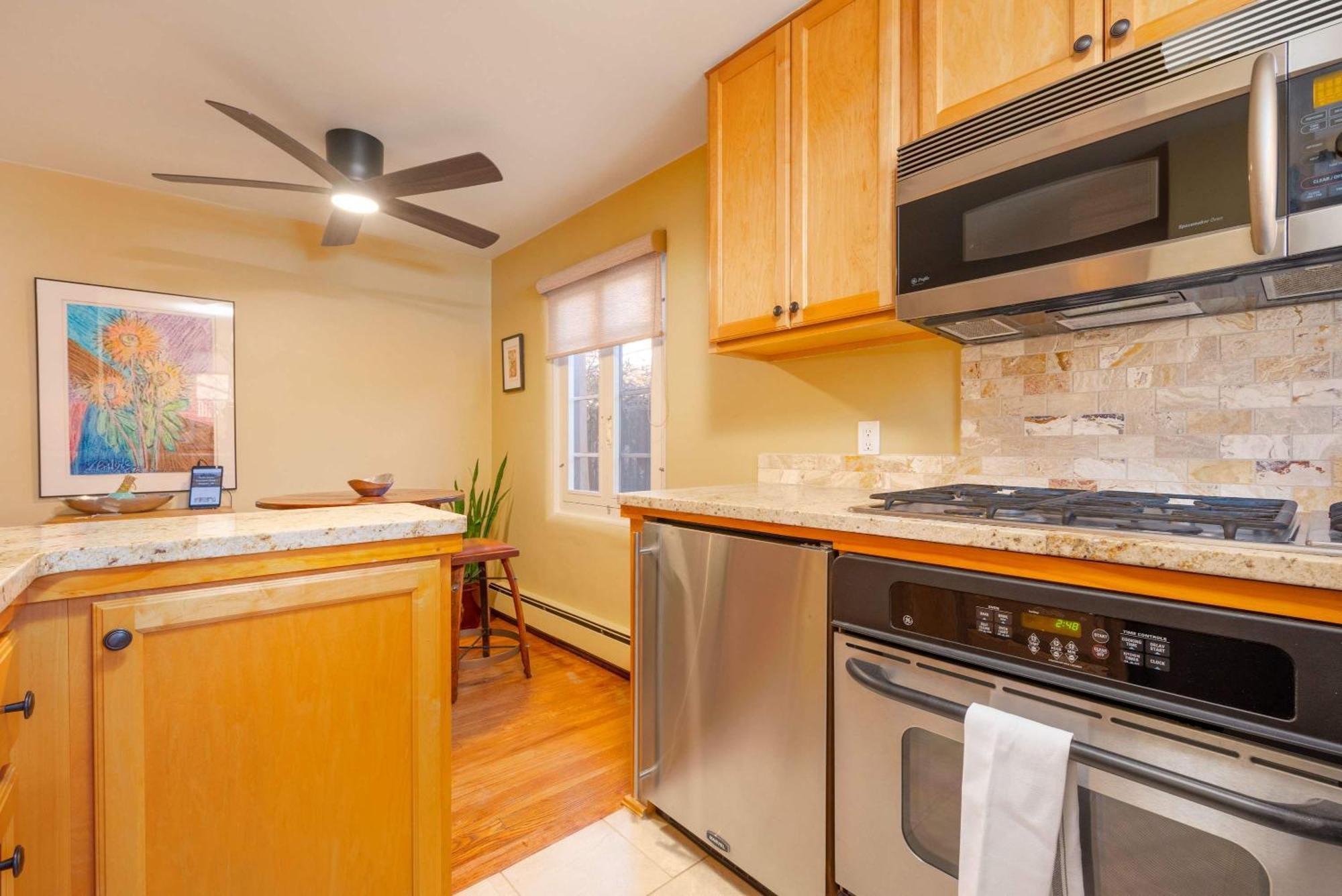 Casita Gomez- Courtyard - Quiet - Railyard - 1br * Santa Fe