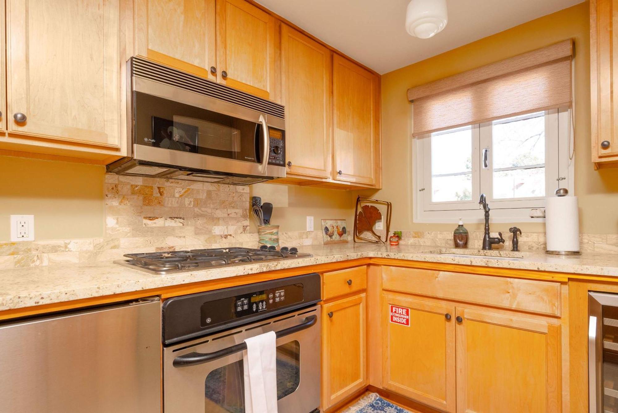 Casita Gomez- Courtyard - Quiet - Railyard - 1br * Santa Fe