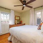 Casita Gomez- Courtyard - Quiet - Railyard - 1Br